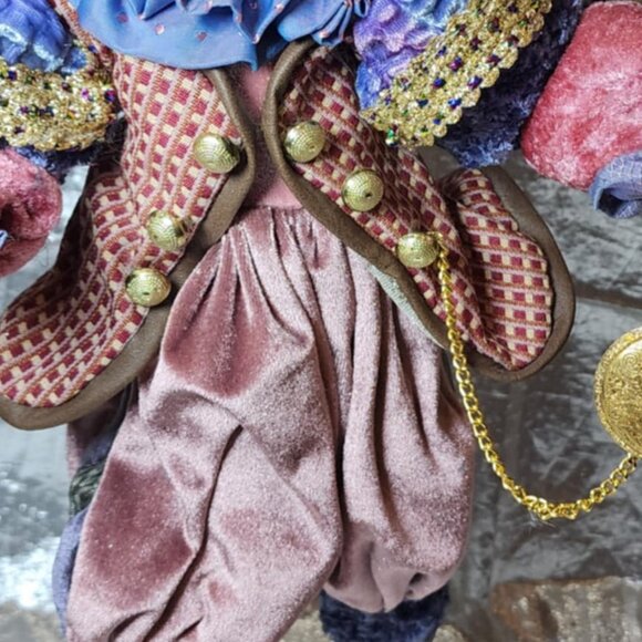 Vintage Retired Wayne Kleski Mardi Gras Fairy Doll w/Gold Watch - Picture 3 of 8